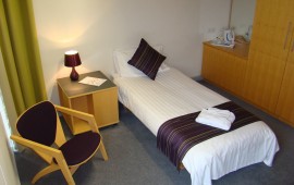 Photo of a student bedroom in Buckingham House